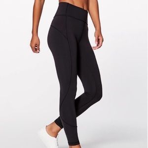 NWT LULULEMON BLACK IN MOVEMENT 7/8